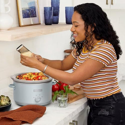 4.5 Quart Manual Slow Cooker – Macaroon Blue - Curated Catalog J7
